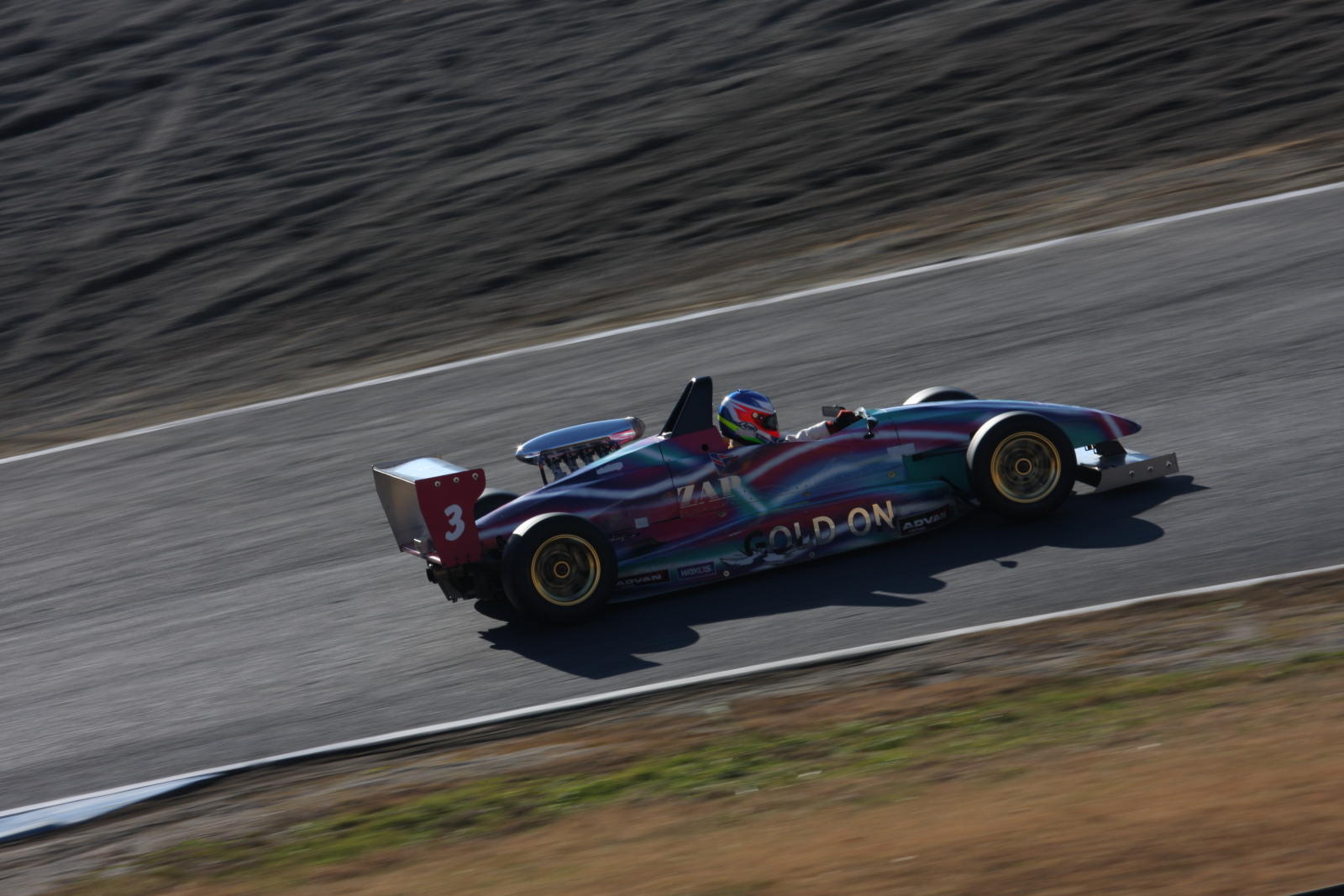 F4-101218-015.JPG