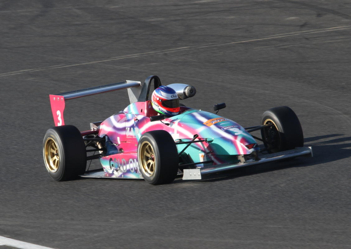 F4-101219-2.JPG