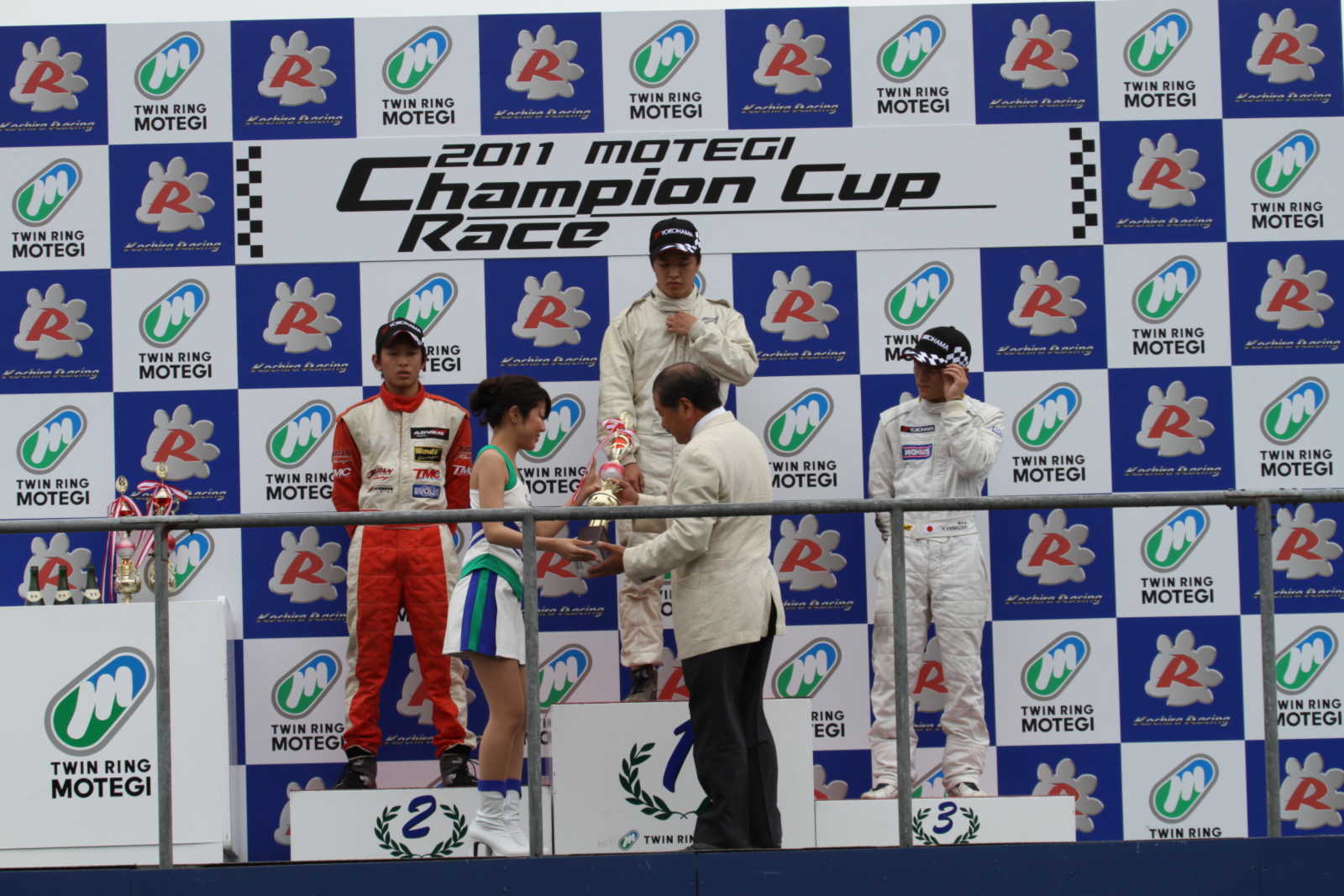 SFJ110626032.JPG